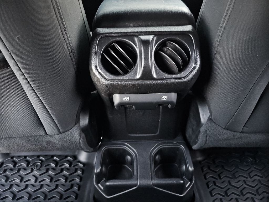 Used 2020 Jeep Wrangler SUV