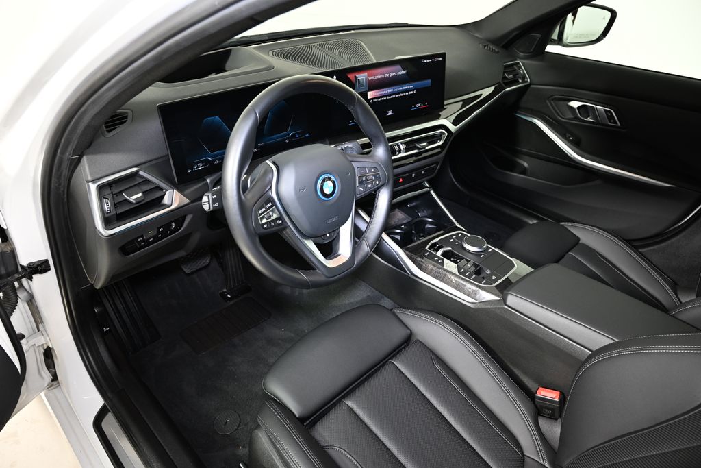 Thumbnail: 2023 BMW 3 Series - 15