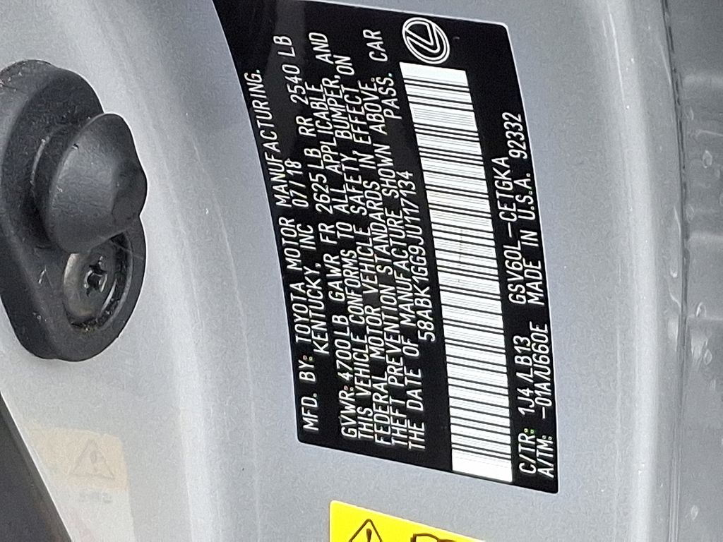 Thumbnail: 2018 Lexus ES - 28