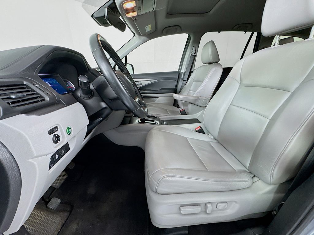 Used Car 2019 Honda Pilot  Ex-l For Sale Under $20,000 In Austin, Texas