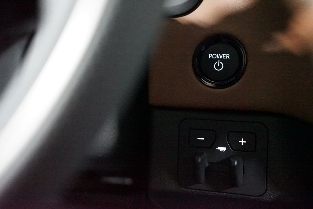 Thumbnail: 2026 Toyota Tundra - 25