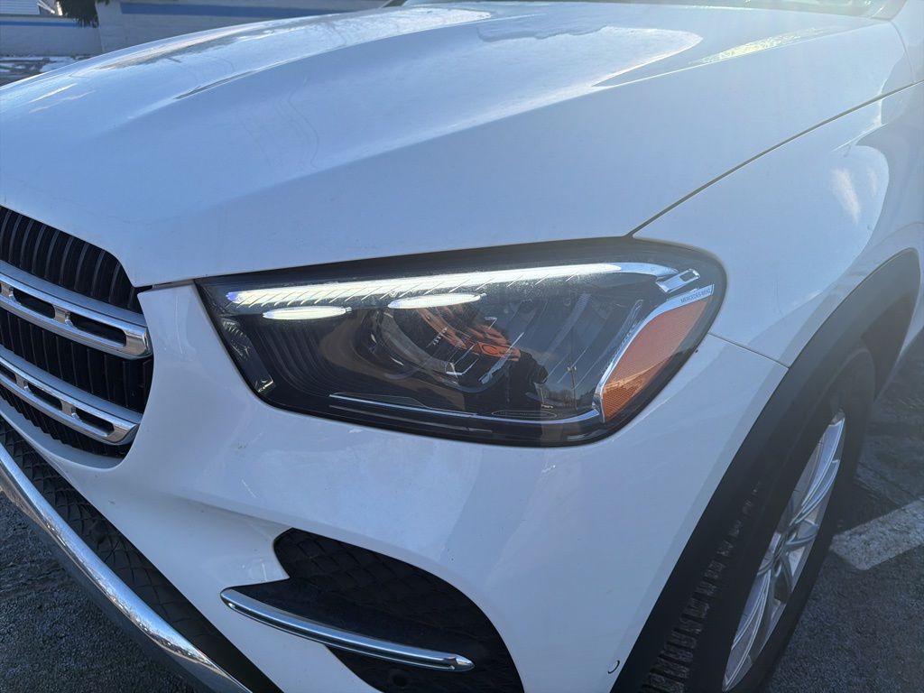Thumbnail: 2025 Mercedes-Benz GLE - 9