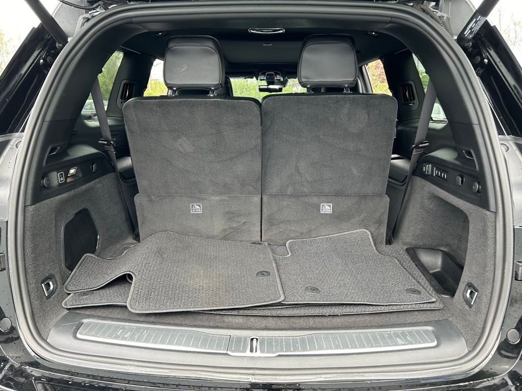 2021 Jeep Grand Cherokee L Summit 22