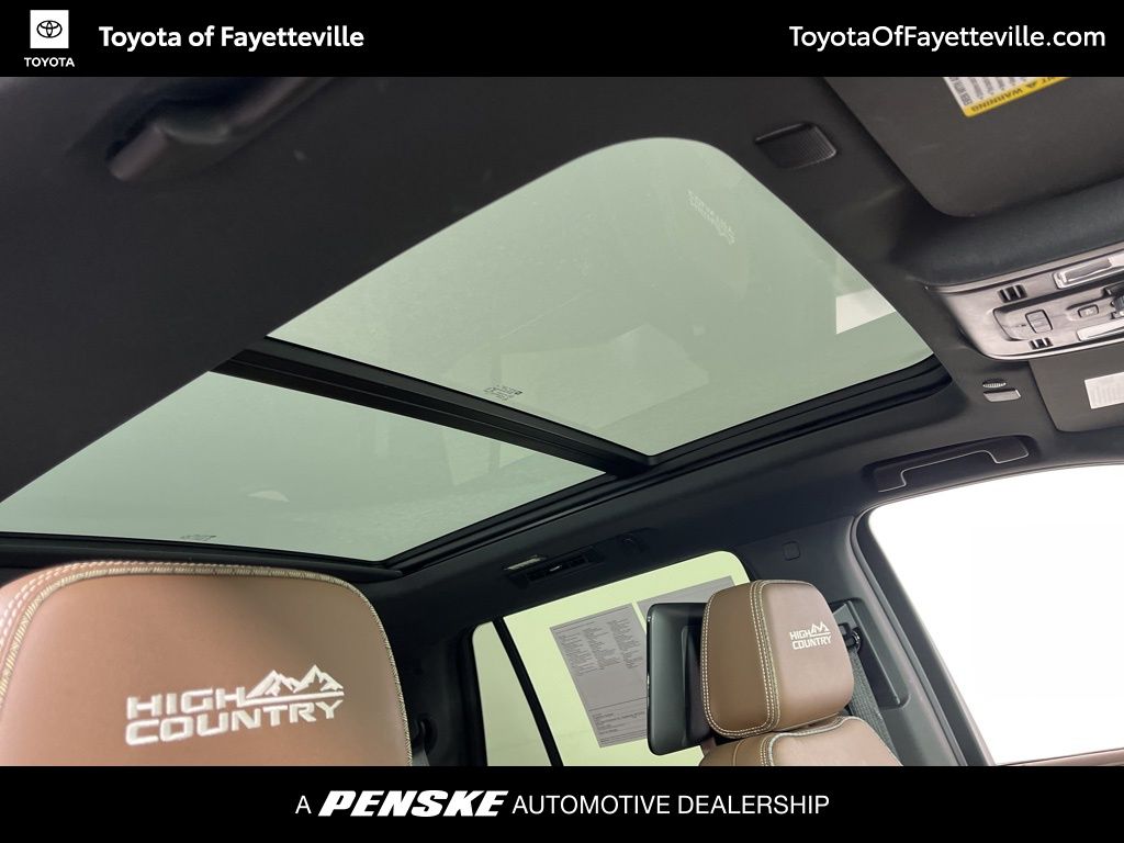 Thumbnail: 2021 Chevrolet Tahoe - 6