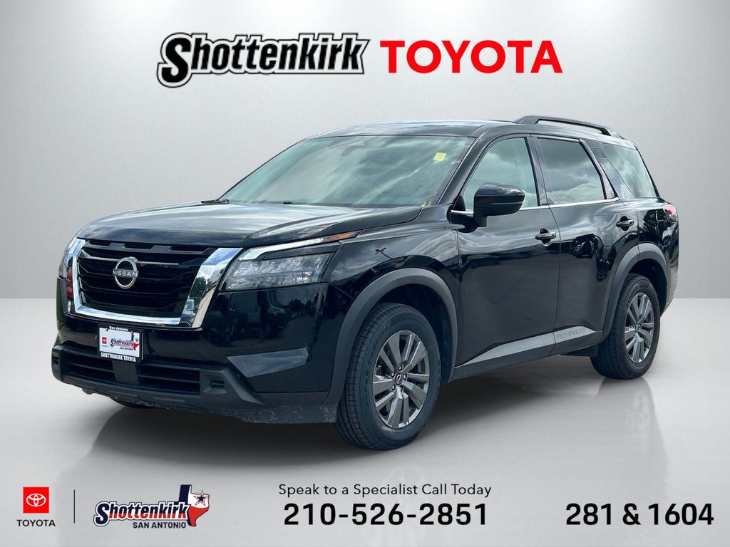 2025 Nissan Pathfinder SV 2WD's photo