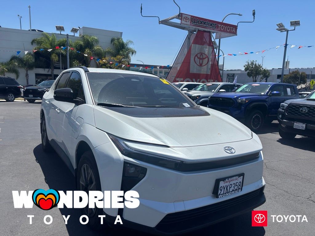  2026 Toyota bZ XLE Plus FWD   