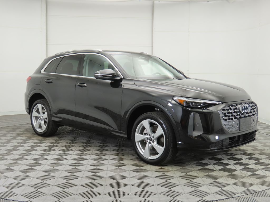 Thumbnail: 2025 Audi Q5 - 3