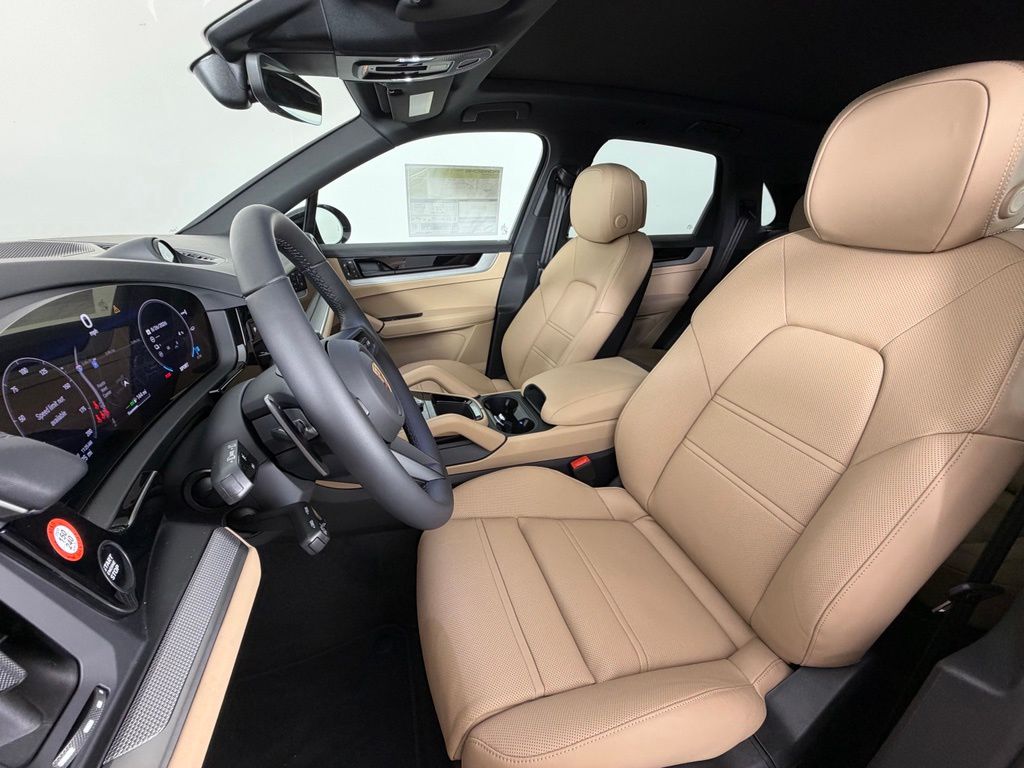 Thumbnail: 2026 Porsche Cayenne - 5