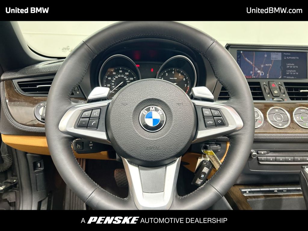 Thumbnail: 2011 BMW Z4 - 14