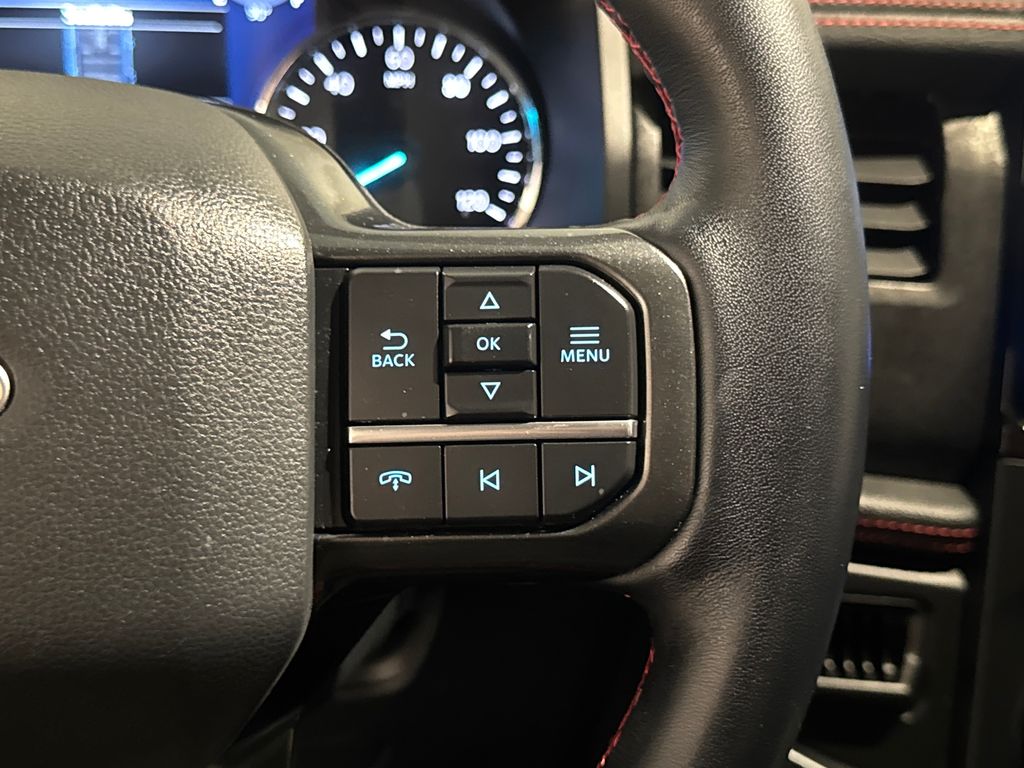 Certified Used 2022  Ford Limited image 24