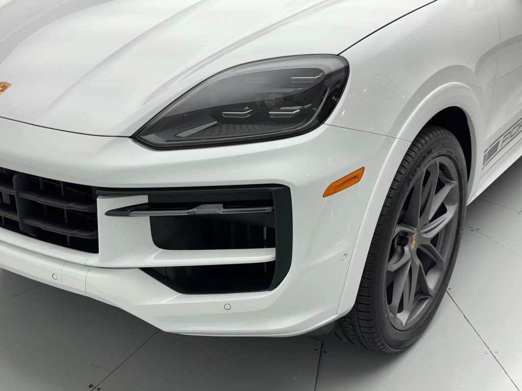 Thumbnail: 2024 Porsche  - 32