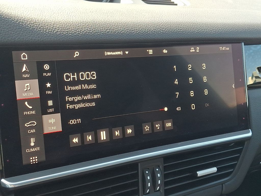 Thumbnail: 2021 Porsche Cayenne - 20