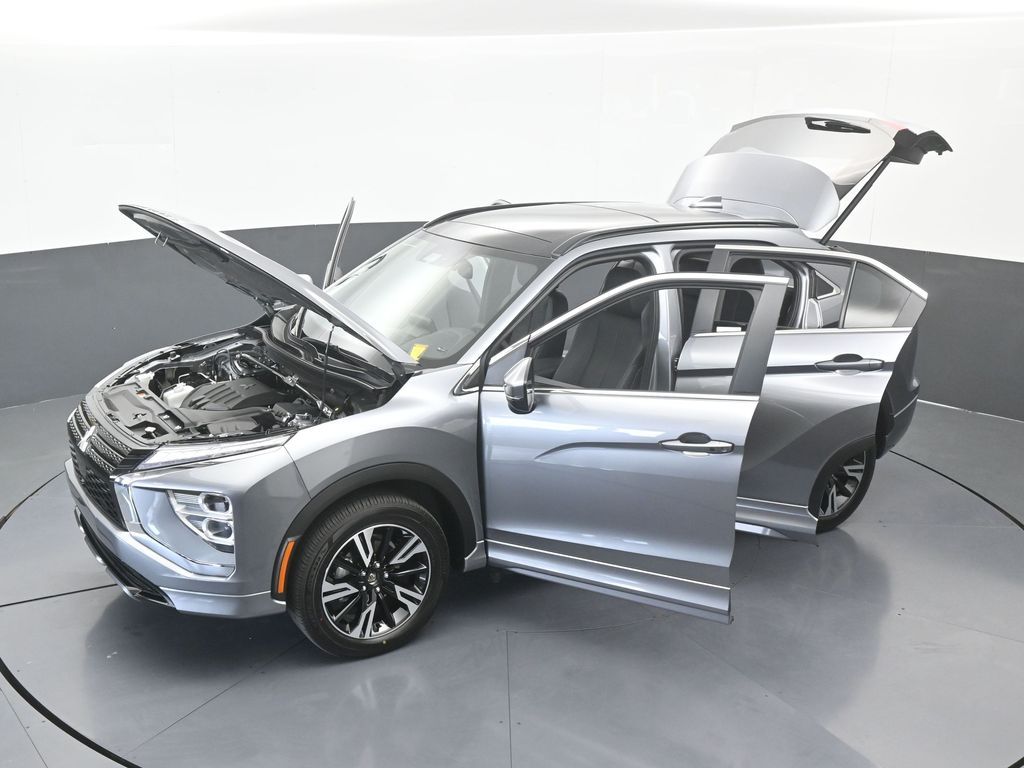 New 2026 Gray Mitsubishi SEL image 69