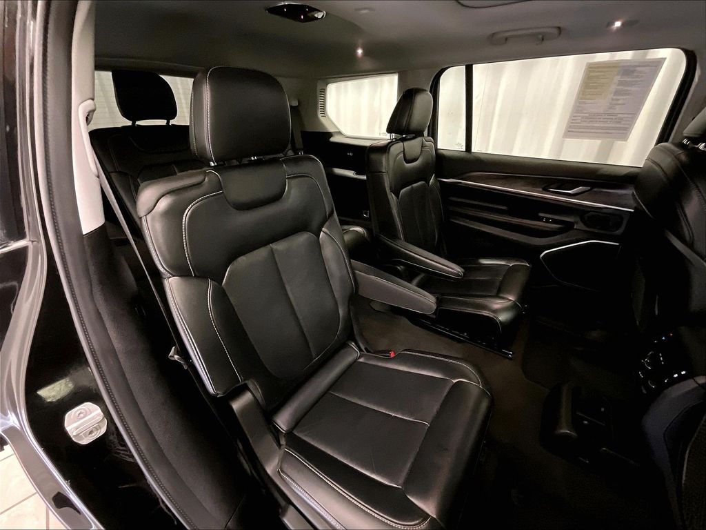 2021 Jeep Grand Cherokee L — photo 16