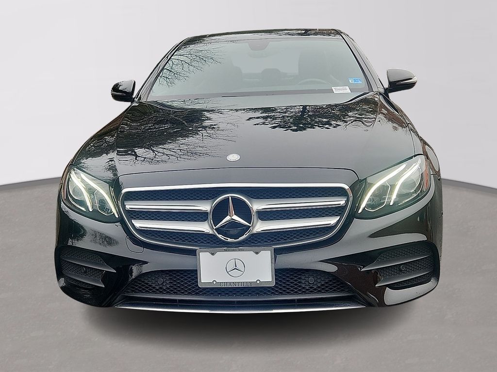 Thumbnail: 2017 Mercedes-Benz E-Class - 2