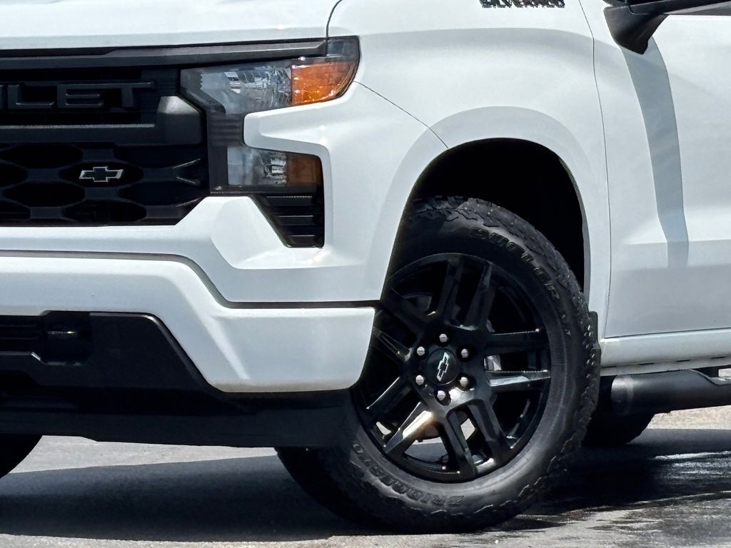 Used Car 2024 Chevrolet Silverado 1500  Custom For Sale Under $35,000 In Austin, Texas