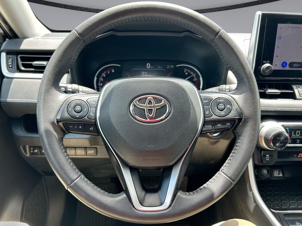 Thumbnail: 2023 Toyota RAV4 - 15