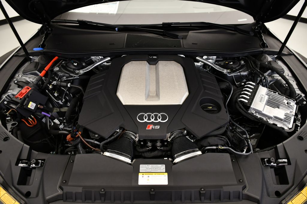 Thumbnail: 2025 Audi RS 7 - 10