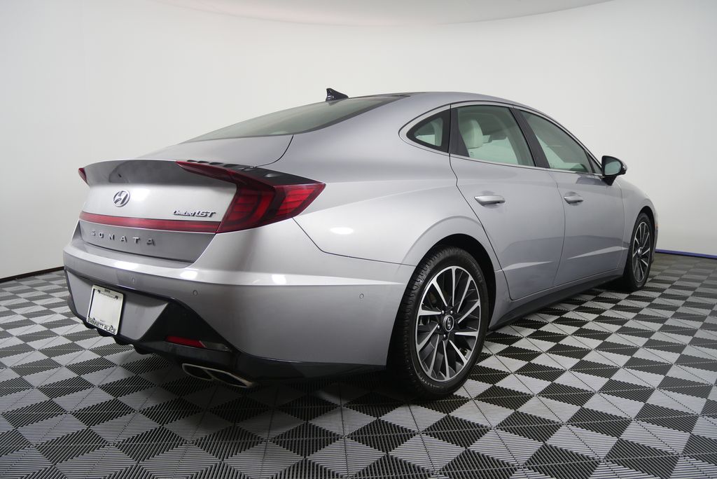Thumbnail: 2023 Hyundai Sonata - 3