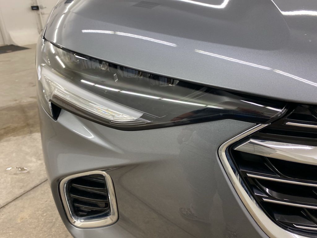 2021 Buick Envision Essence photo