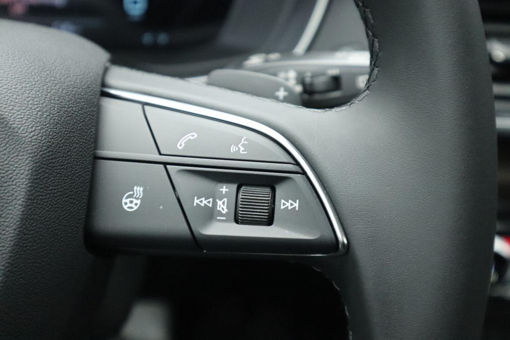 Thumbnail: 2025 Audi Q5 - 14