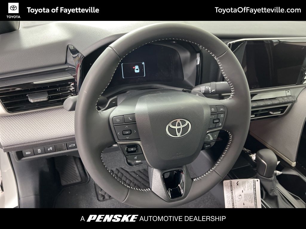 2025 Toyota Camry SE 27
