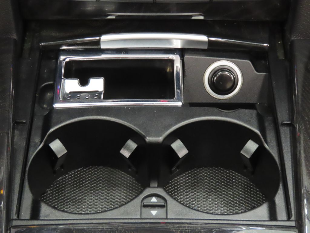 Thumbnail: 2013 Mercedes-Benz E-Class - 27