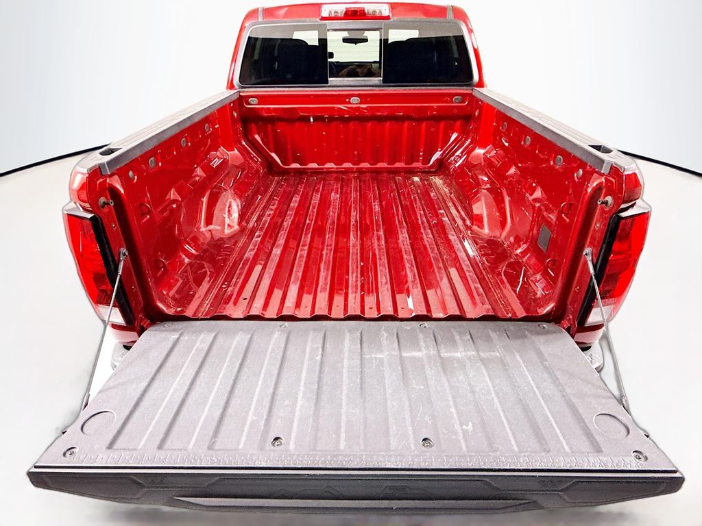 Thumbnail: 2025 Chevrolet Colorado - 28