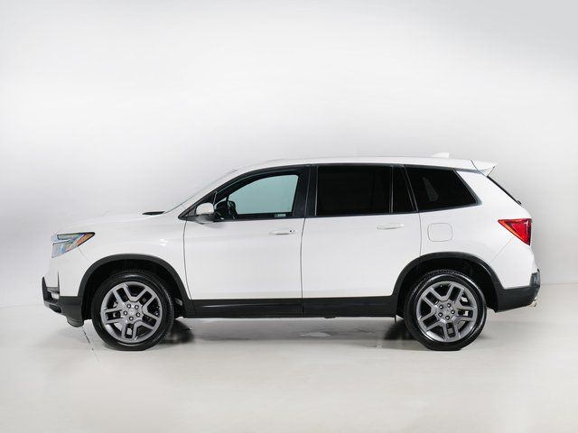 Used 2023 White Honda EX-L image 6