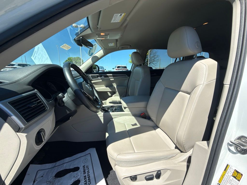 2019 Volkswagen Atlas 3.6L V6 SE White at Carlisle Cadillac Buick GMC