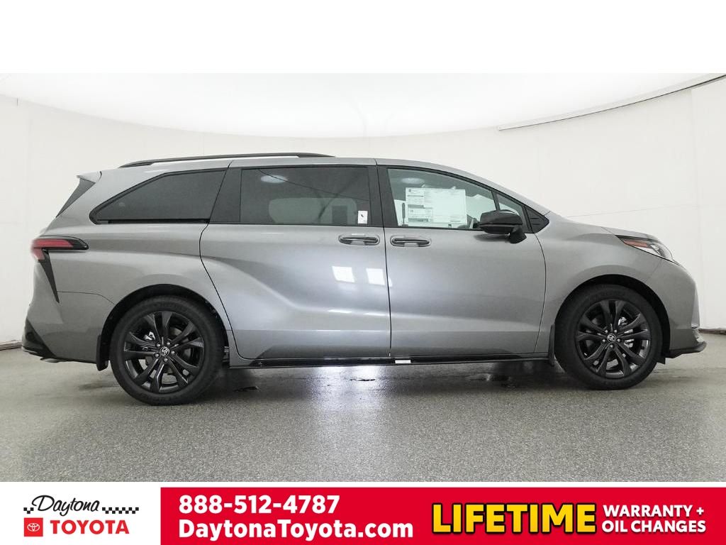 New 2026 Toyota Sienna Van