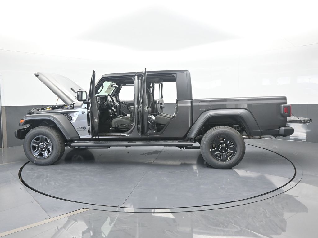 New 2026 Granite Crystal Metallic Clearcoat Jeep Sport image 68