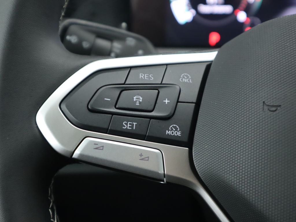 Thumbnail: 2026 Volkswagen Tiguan - 11