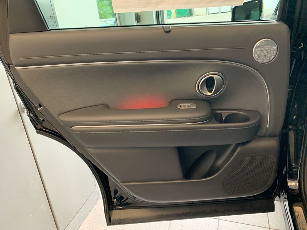 New 2026 Black Hyundai Calligraphy image 14