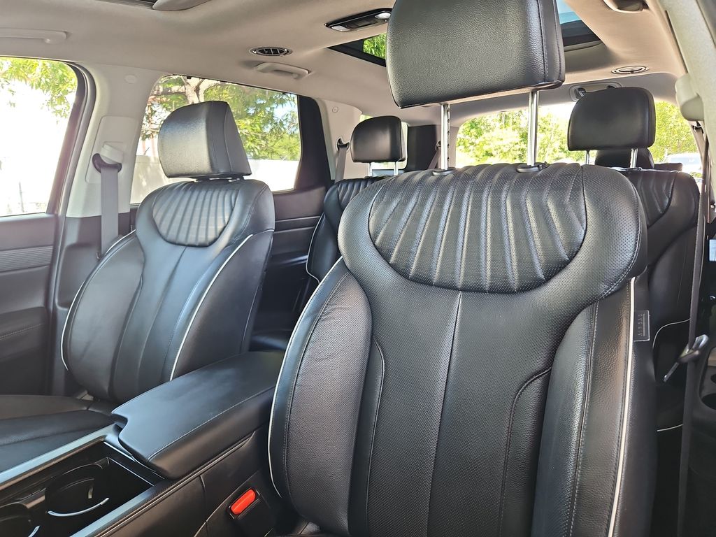 2023 Hyundai Palisade Limited Black at Jones Ford