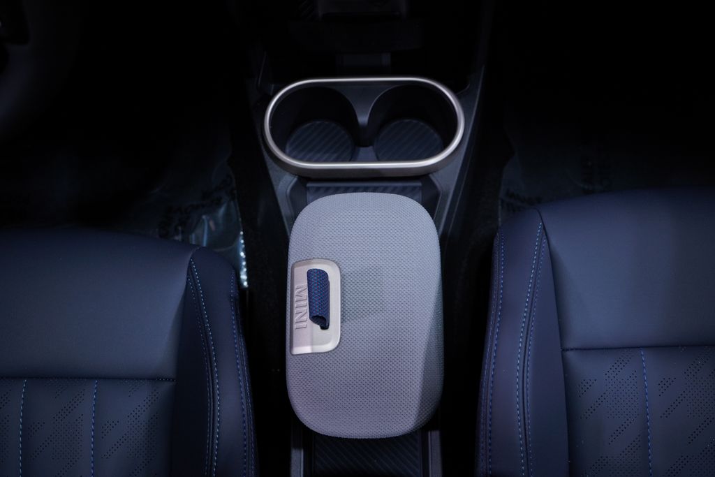 Thumbnail: 2025 MINI Cooper - 14