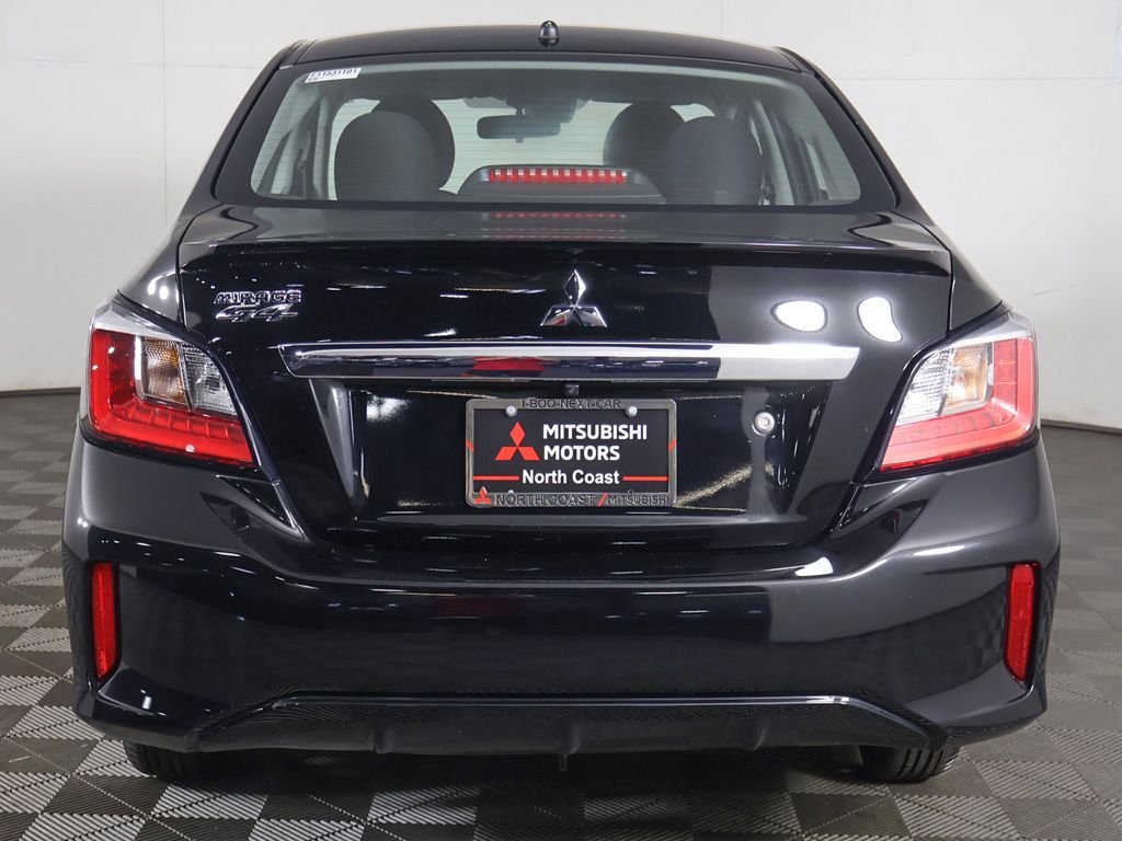 Used 2024 Black Mitsubishi ES image 9