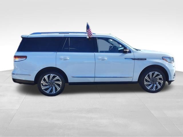 2022 Lincoln Navigator Reserve 8