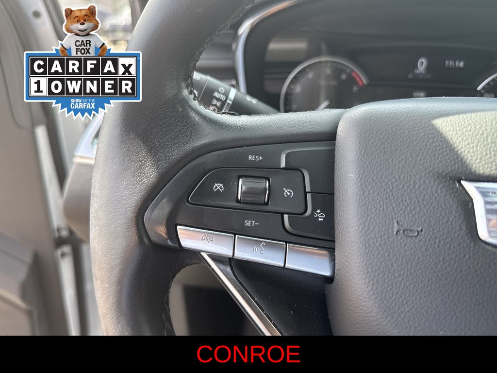 2024 Cadillac XT6 Luxury White at River Oaks CDJR