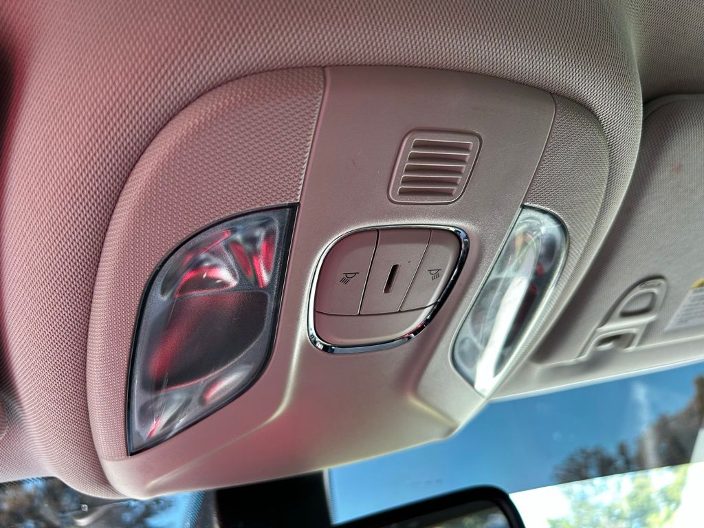 Thumbnail: 2019 Jeep Compass - 29
