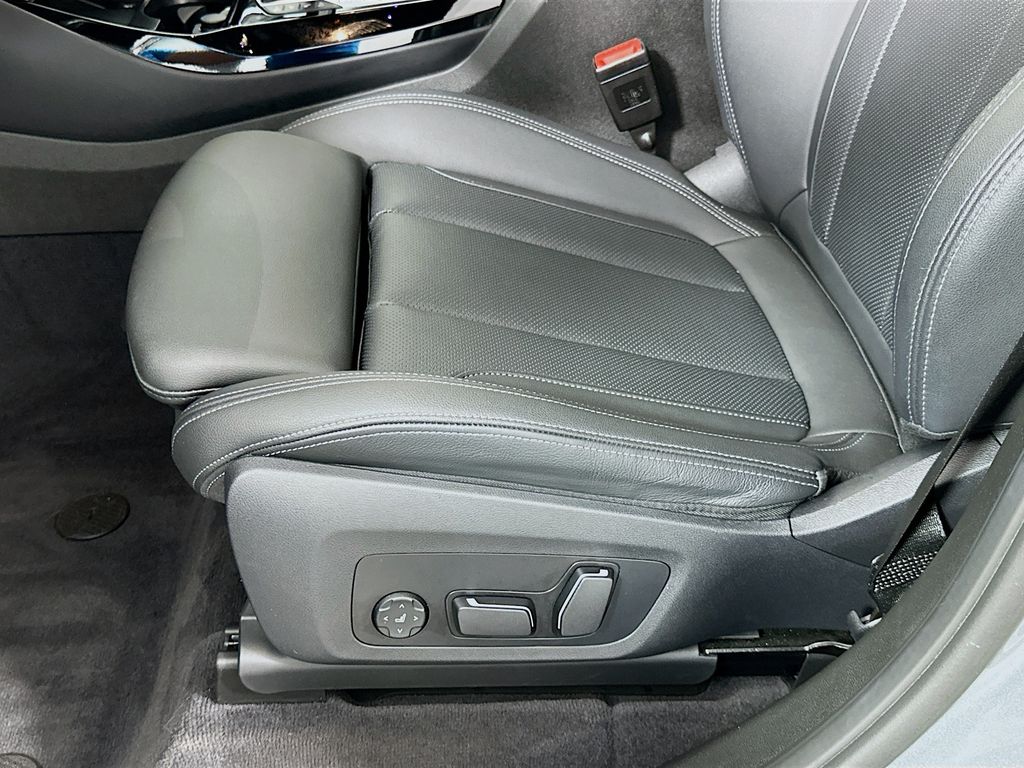 Thumbnail: 2024 BMW X3 - 20