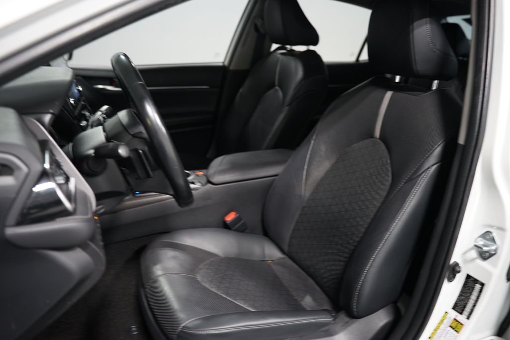2021 Toyota Camry XSE 6