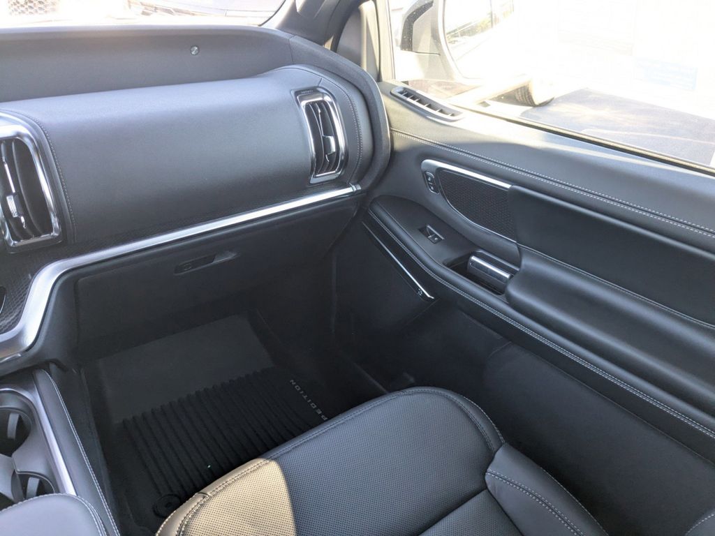 2025 Ford Expedition Platinum MAX