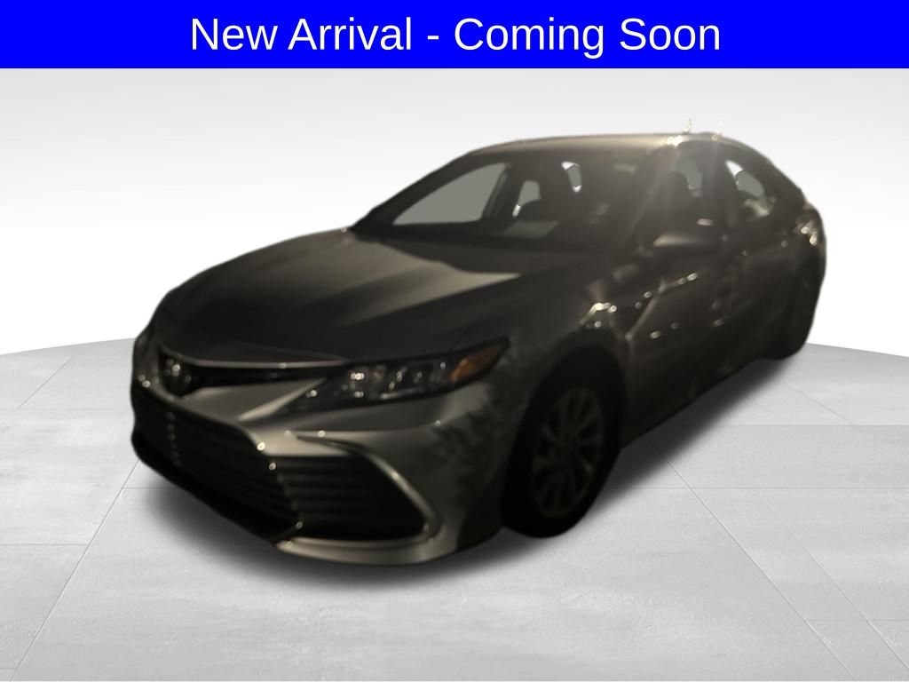 Celestial Silver Metallic 2022 Toyota Camry LE FWD Sedan Front-Wheel Drive 8-Speed Automatic