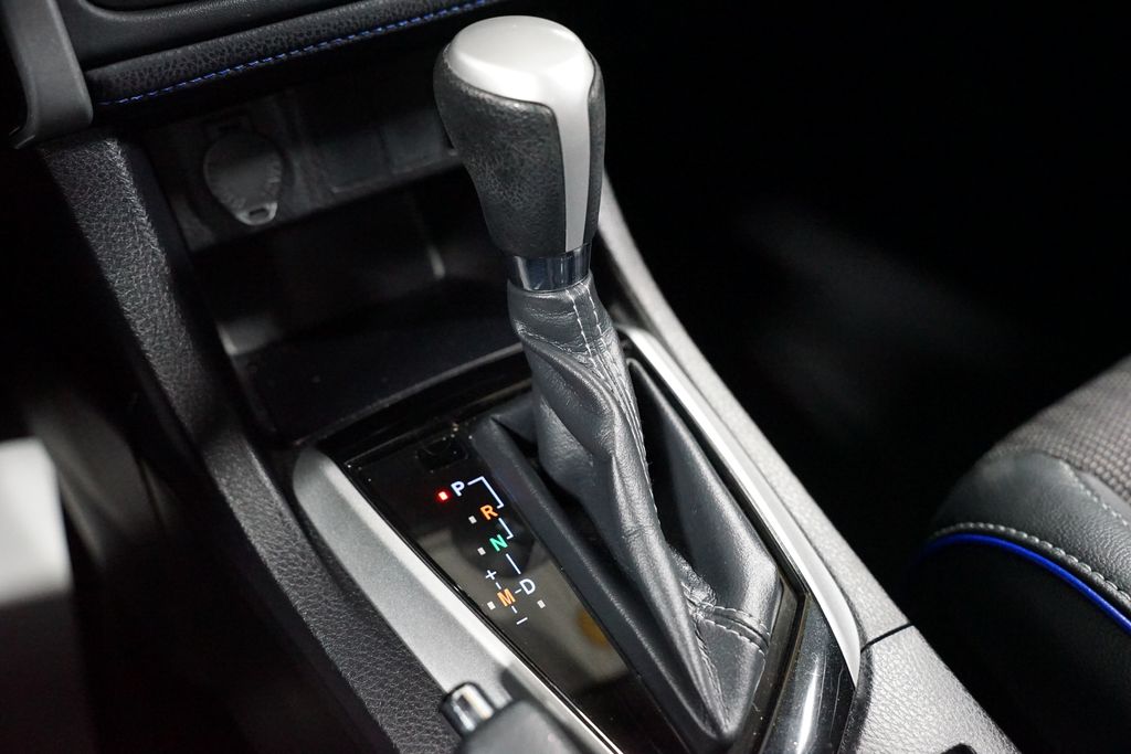 Thumbnail: 2019 Toyota Corolla - 21