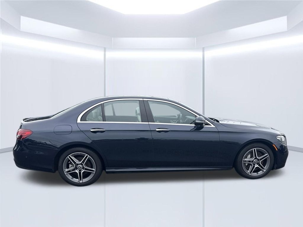 Thumbnail: 2023 Mercedes-Benz E-Class - 6