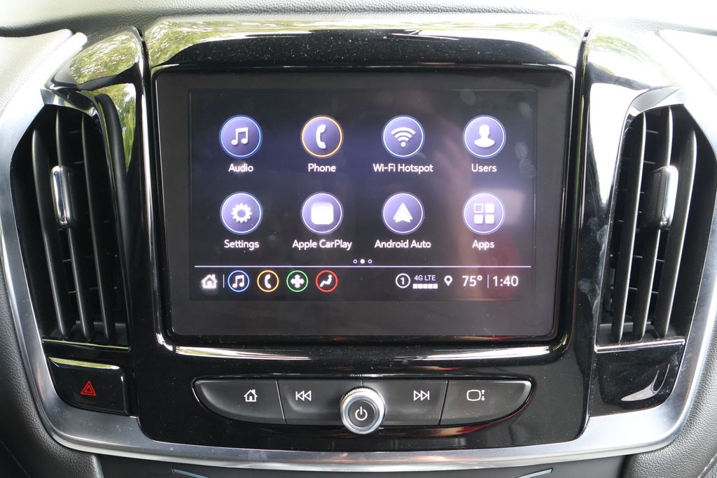 Thumbnail: 2023 Chevrolet Traverse - 17