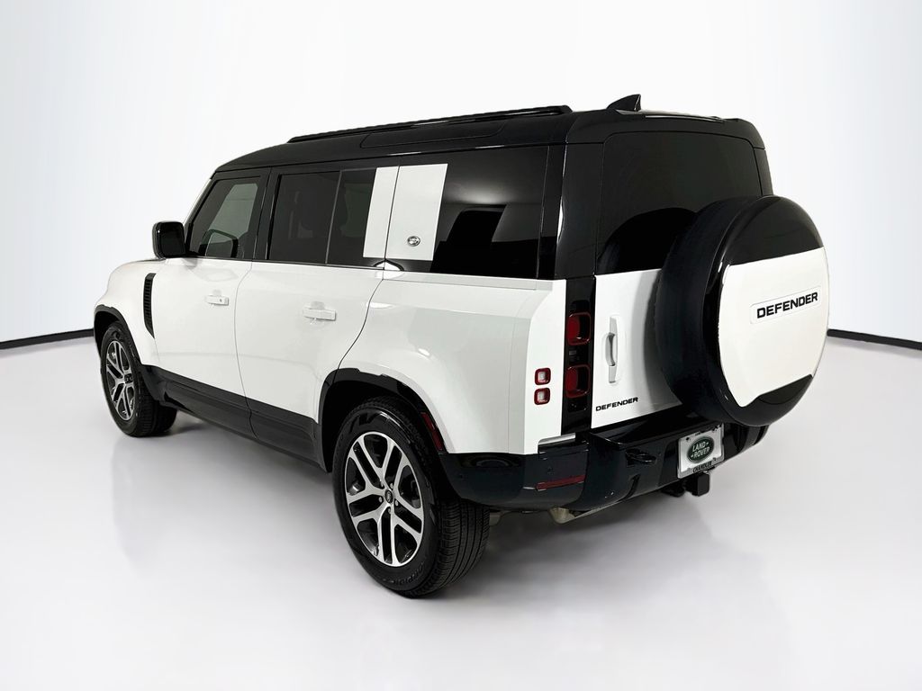 Thumbnail: 2024 Land Rover Defender - 7