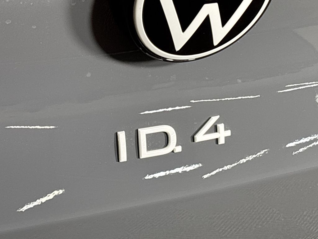 2025 Volkswagen ID.4 Pro