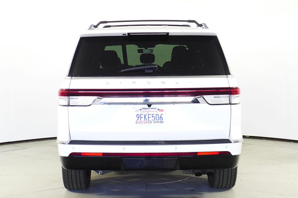 Thumbnail: 2023 Lincoln Navigator - 8